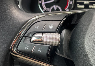 Подержанный автомобиль Skoda Rapid Liftback 2020 года (24 фото)