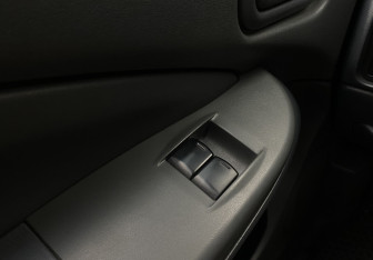 Подержанный автомобиль Nissan Almera Classic 2006 года (21 фото)