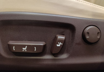 Подержанный автомобиль Lexus RX 2019 года (13 фото)