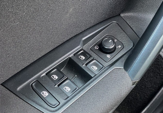 Подержанный автомобиль Volkswagen Tiguan 2019 года (27 фото)