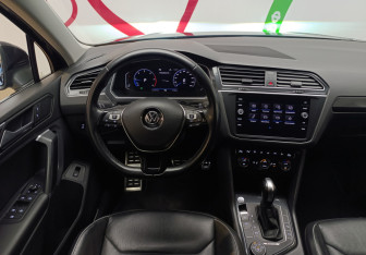 Подержанный автомобиль Volkswagen Tiguan 2020 года (11 фото)