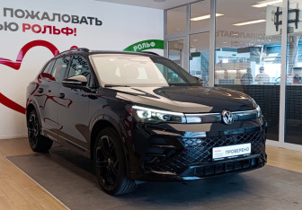 Подержанный автомобиль Volkswagen Tiguan 2025 года (3 фото)