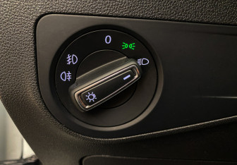 Подержанный автомобиль Volkswagen Tiguan 2019 года (19 фото)