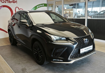Подержанный автомобиль Lexus NX 2019 года (3 фото)
