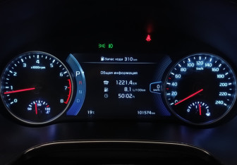 Подержанный автомобиль Kia Seltos 2020 года (23 фото)