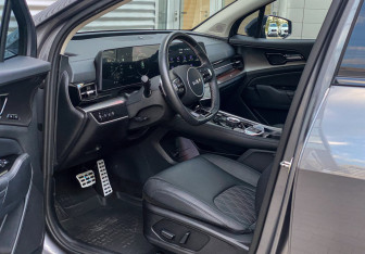 Подержанный автомобиль Kia Sportage 2024 года (16 фото)