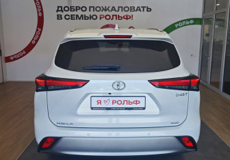 Новый Toyota Highlander 2026 (5 фото)