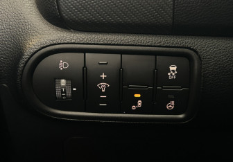 Подержанный автомобиль Kia Cerato Sedan 2017 года (16 фото)