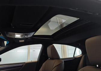Новый Lexus ES 2025 (18 фото)