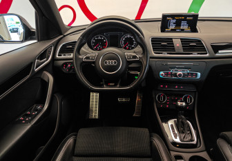 Подержанный автомобиль Audi Q3 2017 года (10 фото)