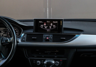 Подержанный автомобиль Audi A6 Sedan 2011 года (10 фото)