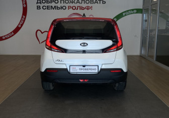 Подержанный автомобиль Kia Soul 2020 года (5 фото)