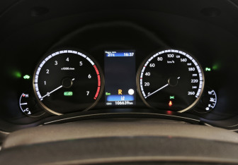 Подержанный автомобиль Lexus NX 2019 года (16 фото)