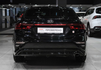Подержанный автомобиль Kia Cerato Sedan 2020 года (5 фото)