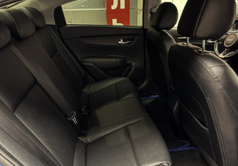 Подержанный автомобиль Kia Rio Sedan 2021 года (8 фото)