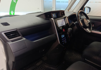 Подержанный автомобиль Toyota Tank 2019 года (20 фото)