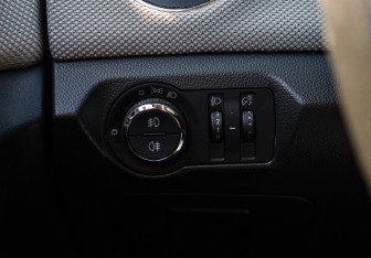 Подержанный автомобиль Chevrolet Cruze Sedan 2015 года (14 фото)