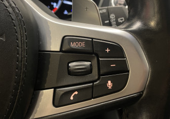 Подержанный автомобиль BMW X3 2018 года (17 фото)