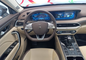 Подержанный автомобиль FAW Bestune T77 2024 года (11 фото)