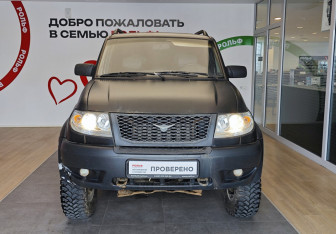 Подержанный автомобиль УАЗ Patriot 2012 года (2 фото)