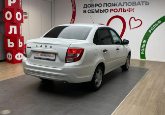 Подержанный автомобиль LADA (ВАЗ) Granta Sedan 2020 года (4 фото)