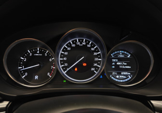 Подержанный автомобиль Mazda CX-5 2017 года (13 фото)