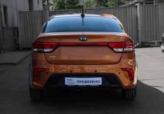 Подержанный автомобиль Kia Rio Sedan 2018 года (5 фото)