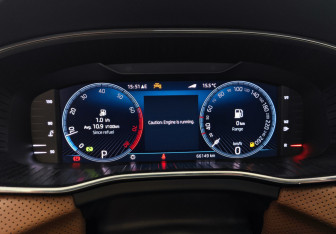 Подержанный автомобиль Skoda Kodiaq 2023 года (9 фото)