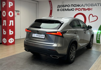Подержанный автомобиль Lexus NX 2018 года (4 фото)
