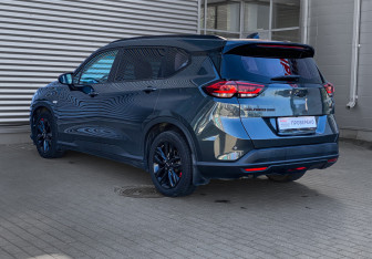 Подержанный автомобиль Chevrolet Orlando 2019 года (7 фото)
