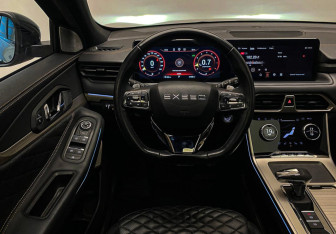 Подержанный автомобиль Exeed TXL 2022 года (24 фото)