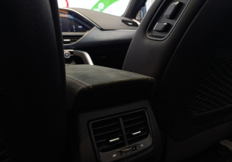 Подержанный автомобиль Geely Tugella 2022 года (10 фото)