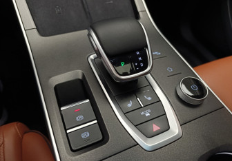 Подержанный автомобиль Omoda C5 2023 года (15 фото)