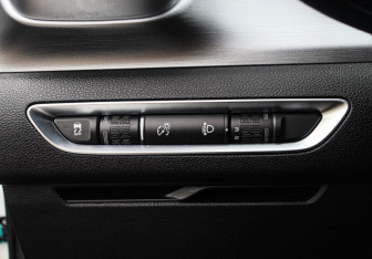 Подержанный автомобиль Geely Coolray 2022 года (14 фото)