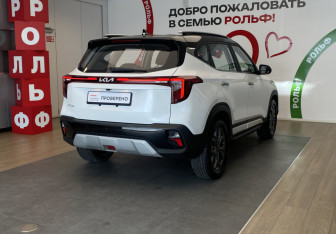 Подержанный автомобиль Kia Seltos 2024 года (4 фото)