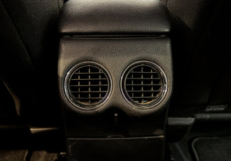 Подержанный автомобиль Peugeot 308 Hatchback 2008 года (9 фото)