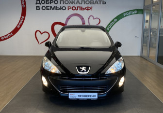 Подержанный автомобиль Peugeot 308 Hatchback 2011 года (2 фото)