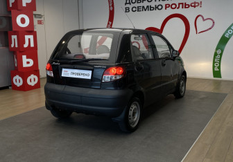 Подержанный автомобиль Daewoo Matiz 2011 года (4 фото)