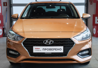 Подержанный автомобиль Hyundai Solaris Sedan 2017 года (2 фото)