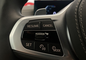Подержанный автомобиль BMW X5 2025 года (34 фото)