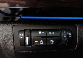 Подержанный автомобиль Exeed VX 2023 года (27 фото)