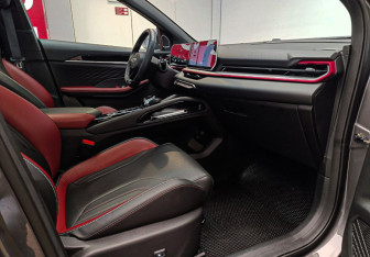 Подержанный автомобиль Geely Coolray 2023 года (7 фото)