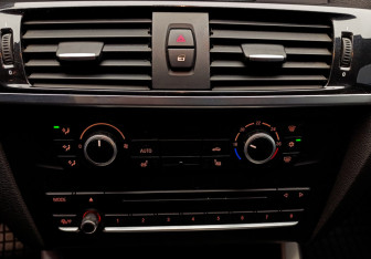 Подержанный автомобиль BMW X3 2012 года (14 фото)