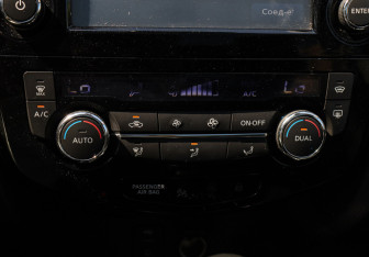 Подержанный автомобиль Nissan Qashqai 2014 года (21 фото)