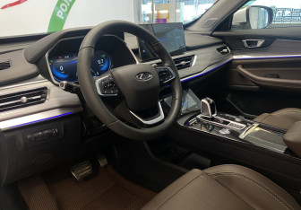 Подержанный автомобиль Chery Tiggo 8 Pro 2021 года (17 фото)