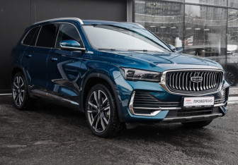 Подержанный автомобиль Geely Monjaro 2023 года (3 фото)