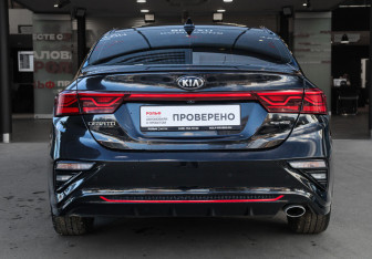 Подержанный автомобиль Kia Cerato Sedan 2020 года (5 фото)