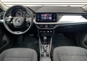 Подержанный автомобиль Skoda Rapid Liftback 2020 года (13 фото)