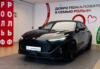 Подержанный автомобиль Changan UNI-V 2024 года (1 фото)