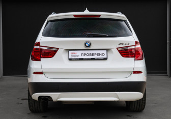 Подержанный автомобиль BMW X3 2012 года (5 фото)